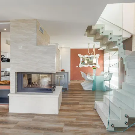 Anabel Bei Porec Mit Pool, Jacuzzi Und Sauna Vikendica Kastelir